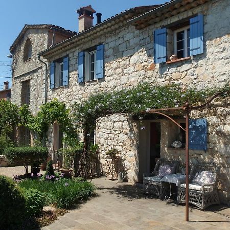 Le Mas Saint Pierre Roquefort-les-Pins Exterior photo